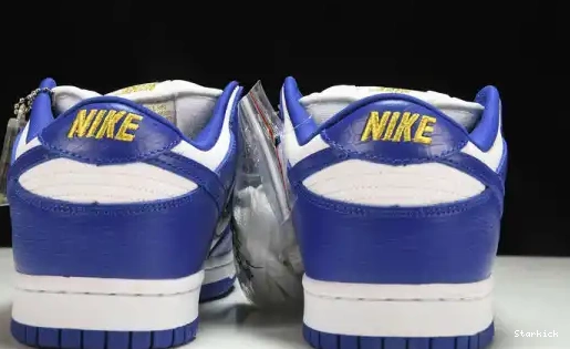 Hyper  Supreme Low Royal DH3228-100 Nike SB Stars Dunk 0513